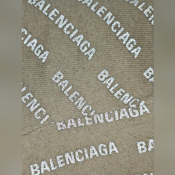 Balenciaga UNISEX Beige S M 2 4 Cashmere Reflector 3M Mini All Over Logo Sweater - Picture 10 of 11